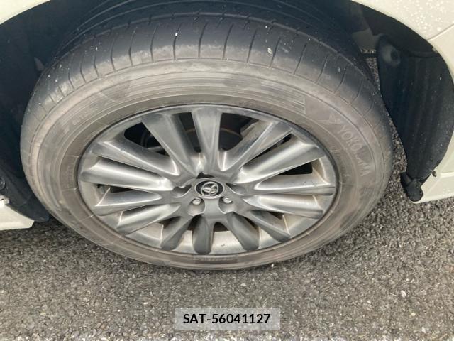 Toyota HARRIER 2017-01 8742455-6
