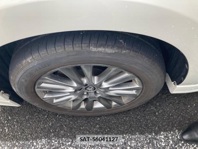 Toyota HARRIER 2017-01 8742455-7