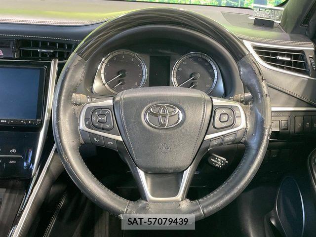 Toyota HARRIER 2017-10 8742452-11
