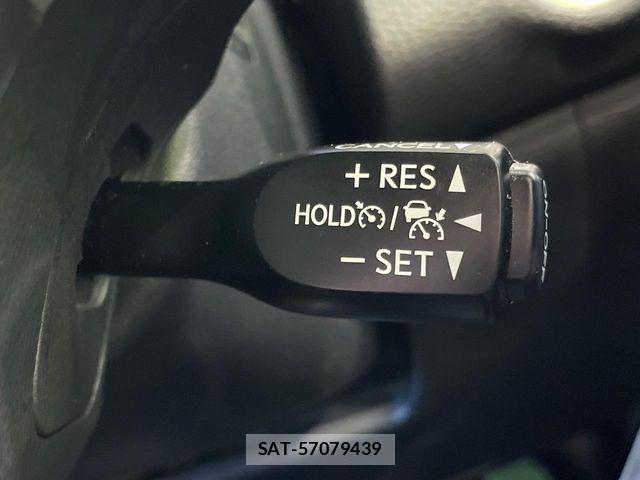 Toyota HARRIER 2017-10 8742452-6