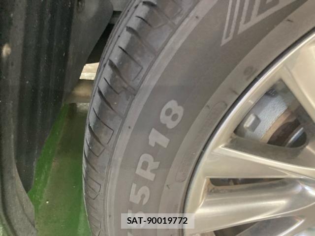 Toyota HARRIER 2019-02 8742441-9