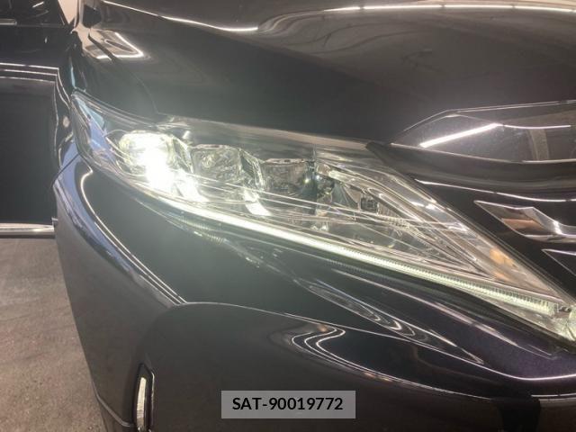 Toyota HARRIER 2019-02 8742441-12