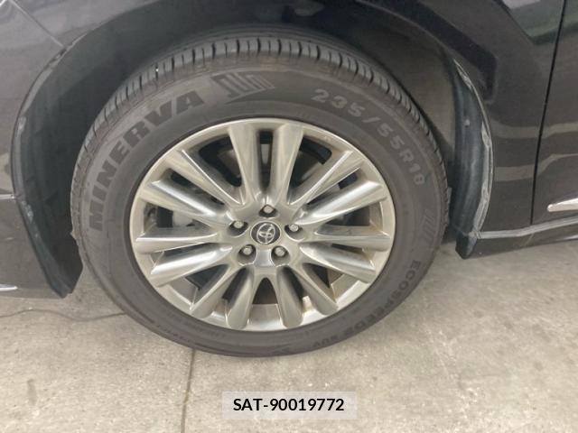 Toyota HARRIER 2019-02 8742441-6
