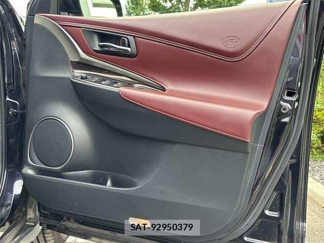 Toyota HARRIER 2016-11 8742457-25