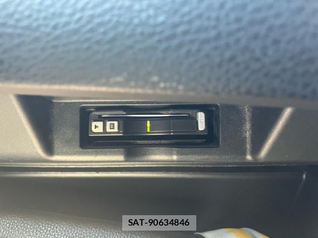 Toyota HARRIER 2015-06 8742482-20