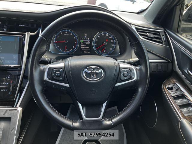 Toyota HARRIER 2016-01 8742458-13