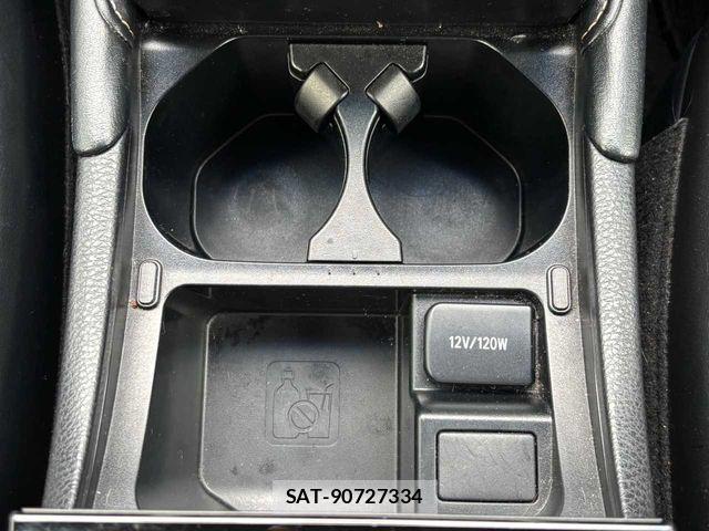 Toyota HARRIER 2017-05 8780444-19
