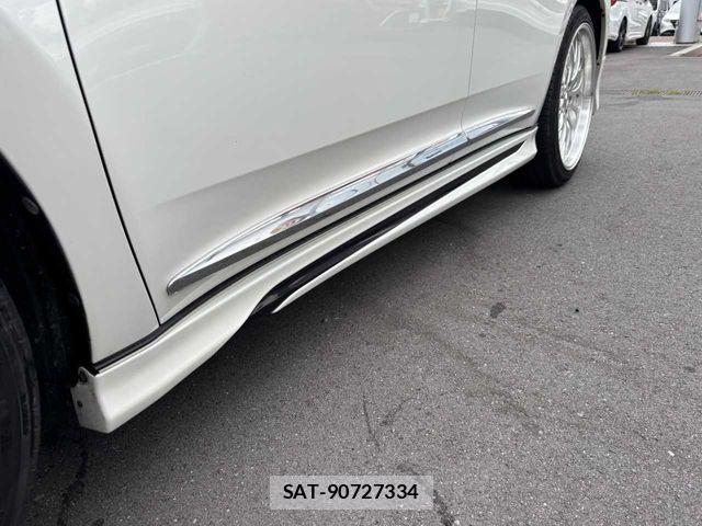 Toyota HARRIER 2017-05 8780444-6