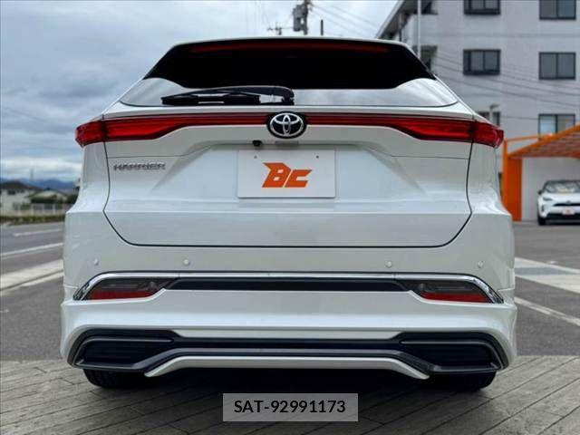 Toyota HARRIER 2023-08 8780416-13