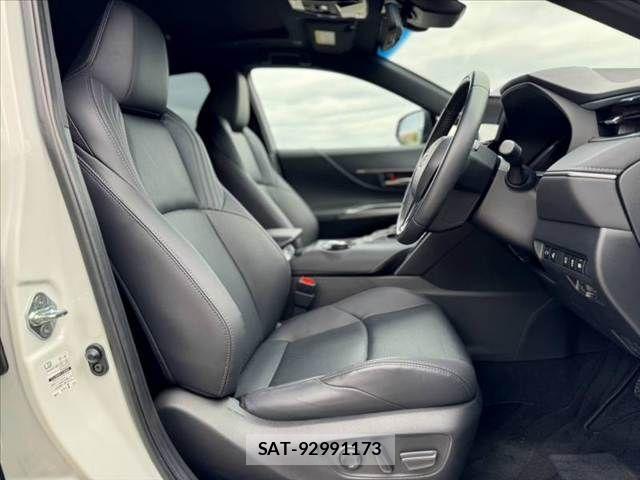 Toyota HARRIER 2023-08 8780416-15
