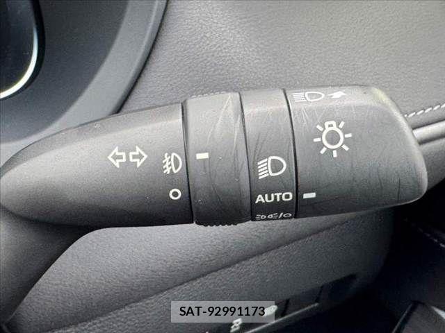 Toyota HARRIER 2023-08 8780416-25