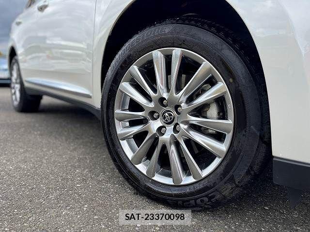 Toyota HARRIER 2018-06 8780429-9