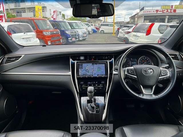 Toyota HARRIER 2018-06 8780429-14