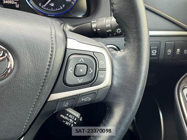 Toyota HARRIER 2018-06 8780429-17