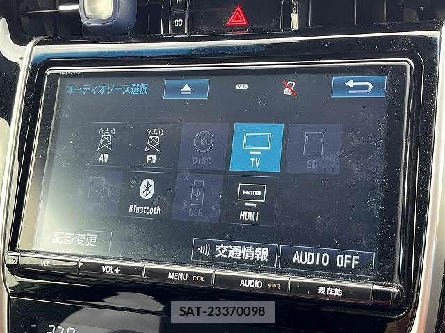 Toyota HARRIER 2018-06 8780429-23