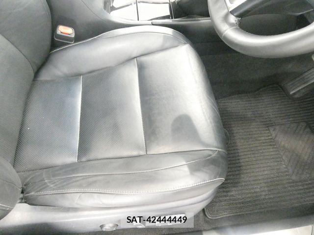 Toyota HARRIER 2014-02 8780448-11