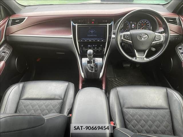 Toyota HARRIER 2019-09 8780443-1