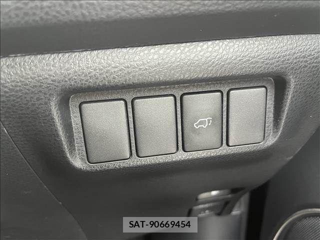 Toyota HARRIER 2019-09 8780443-26