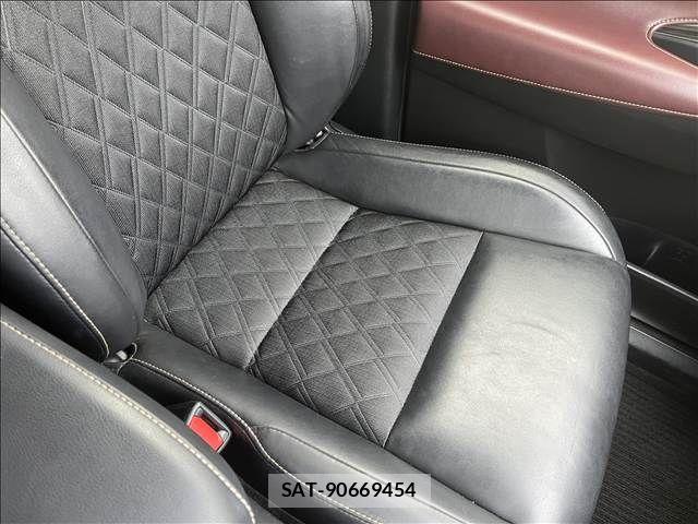 Toyota HARRIER 2019-09 8780443-29