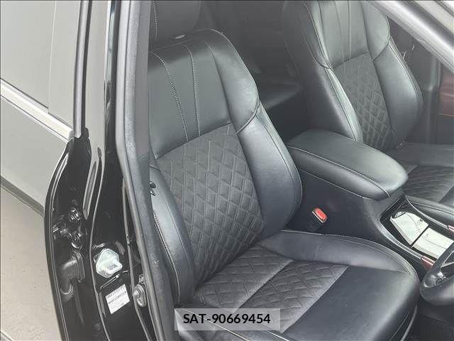 Toyota HARRIER 2019-09 8780443-3