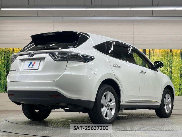 Toyota HARRIER 2017-06 8780445-16