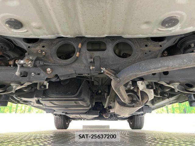 Toyota HARRIER 2017-06 8780445-18