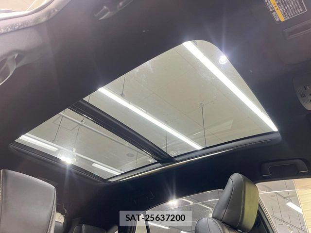 Toyota HARRIER 2017-06 8780445-2