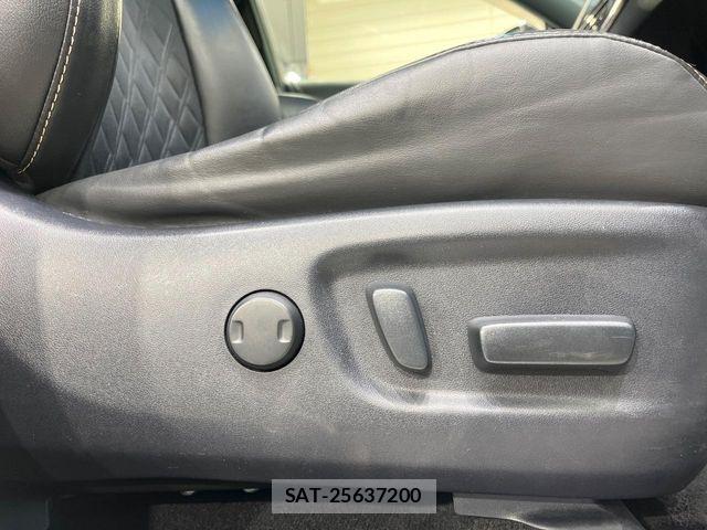 Toyota HARRIER 2017-06 8780445-5