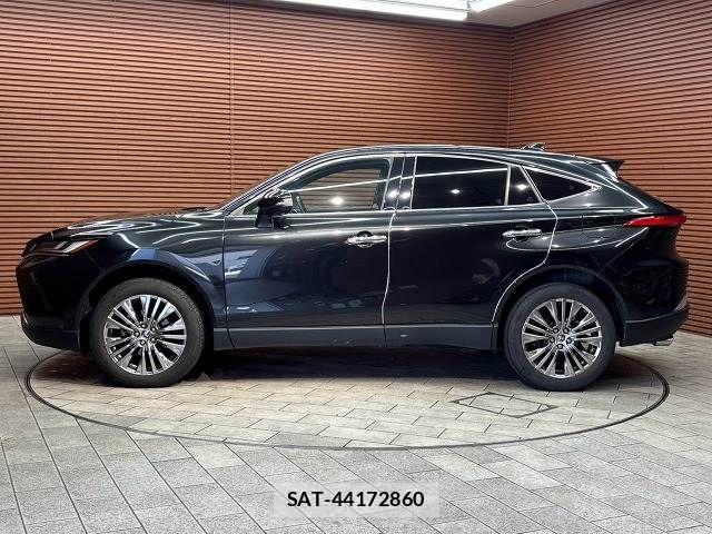 Toyota HARRIER 2023-05 8796074-17