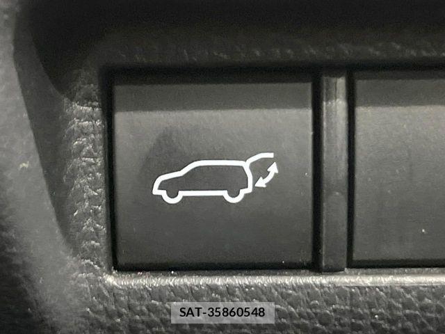 Toyota HARRIER 2023-06 8796075-6
