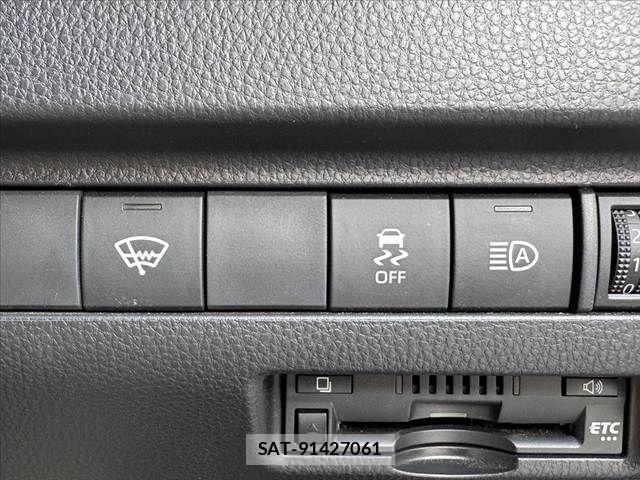 Toyota HARRIER 2022-09 8796087-23