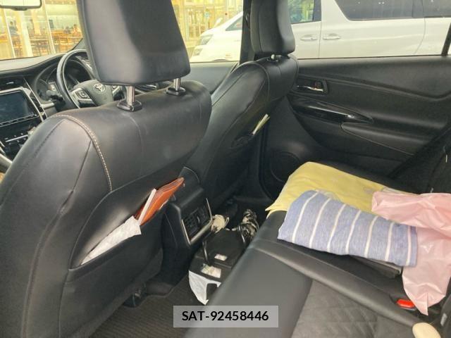 Toyota HARRIER 2019-09 8796089-12