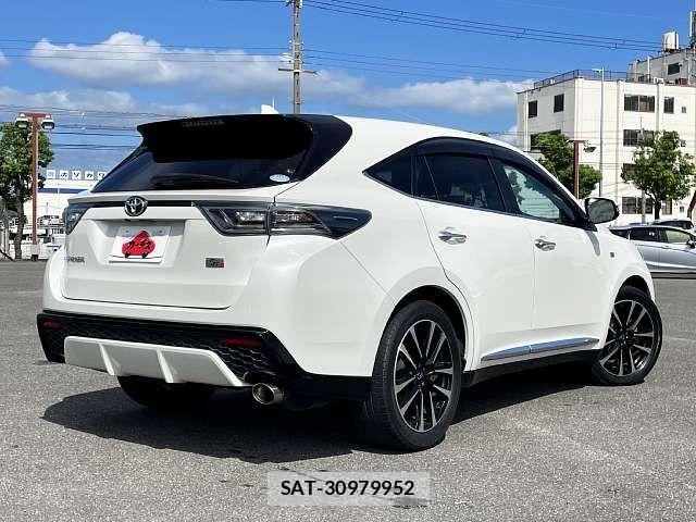 Toyota HARRIER 2016-09 8796090-2