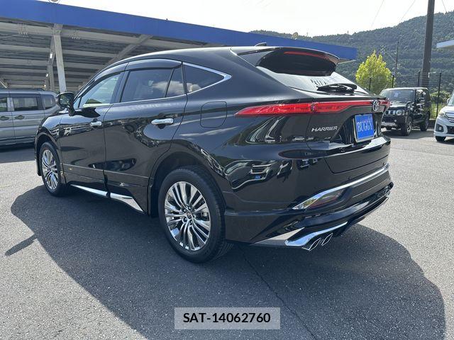 Toyota HARRIER 2021-12 8796072-6