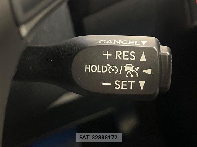Toyota HARRIER 2019-05 8796086-5
