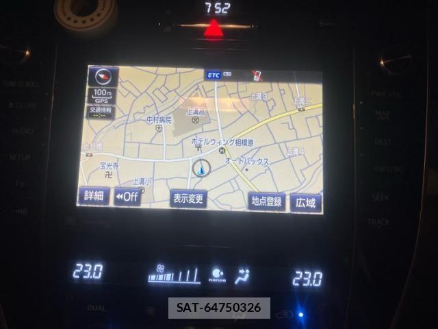 Toyota HARRIER 2015-08 8796098-13