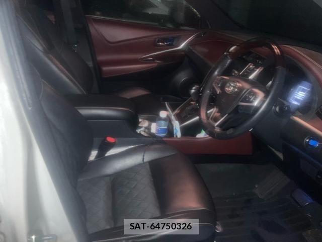 Toyota HARRIER 2015-08 8796098-19