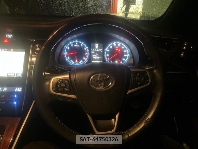 Toyota HARRIER 2015-08 8796098-21