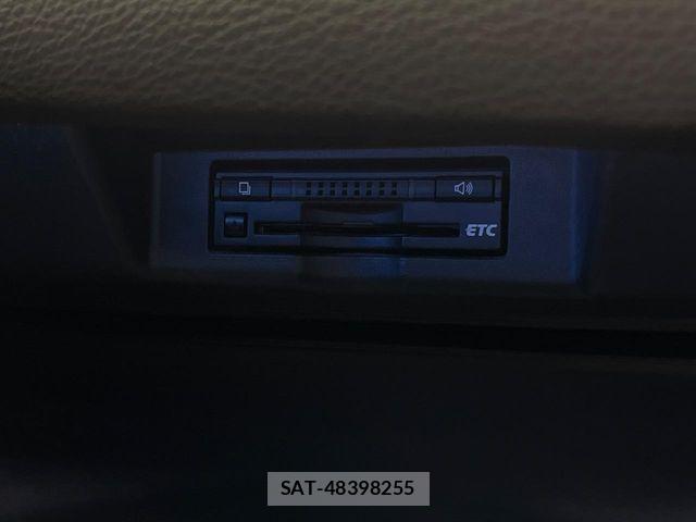 Toyota HARRIER 2014-08 8796094-6