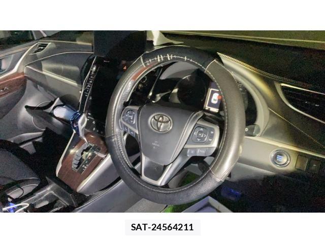 Toyota HARRIER 2014-11 8796095-12