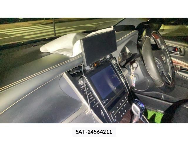 Toyota HARRIER 2014-11 8796095-15