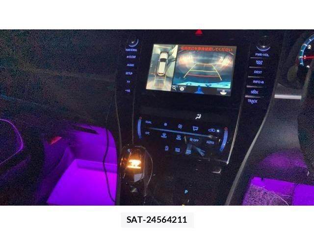Toyota HARRIER 2014-11 8796095-20