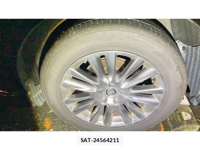 Toyota HARRIER 2014-11 8796095-3