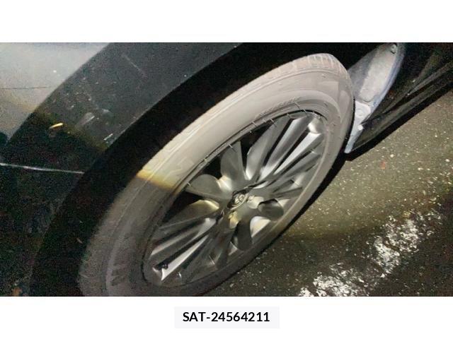Toyota HARRIER 2014-11 8796095-7