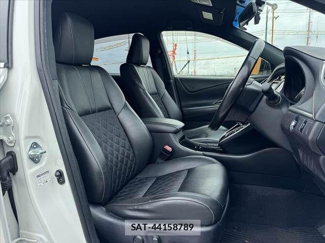 Toyota HARRIER 2015-11 8796093-15