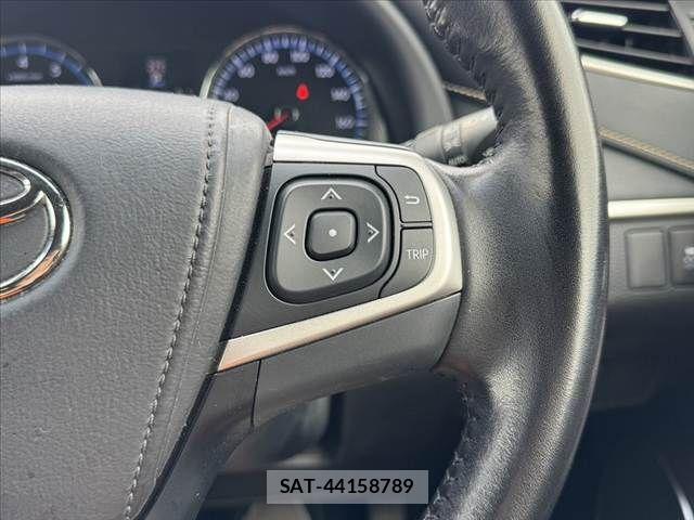 Toyota HARRIER 2015-11 8796093-26