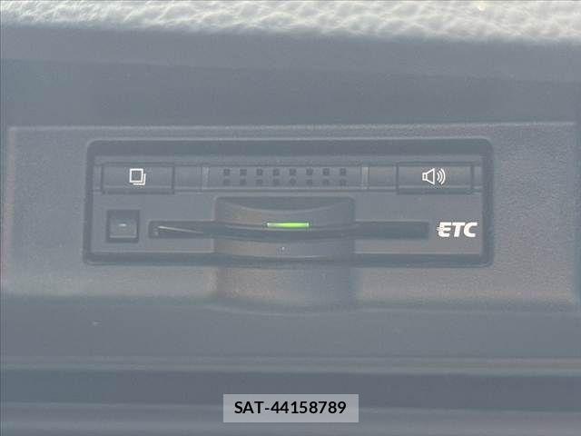 Toyota HARRIER 2015-11 8796093-4