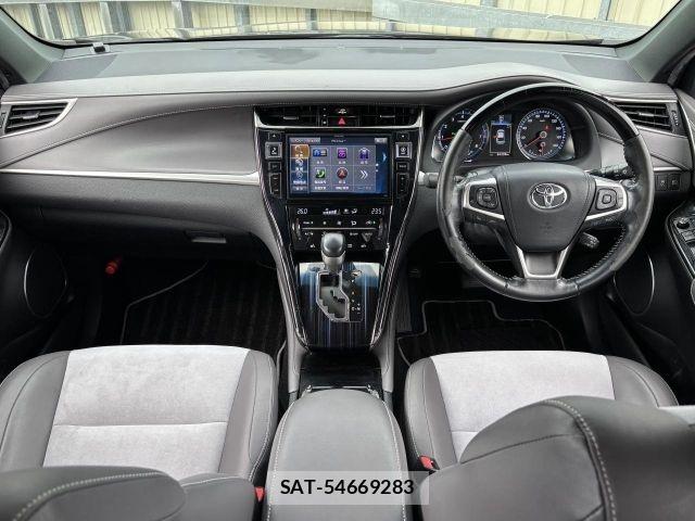 Toyota HARRIER 2017-06 8796092-1