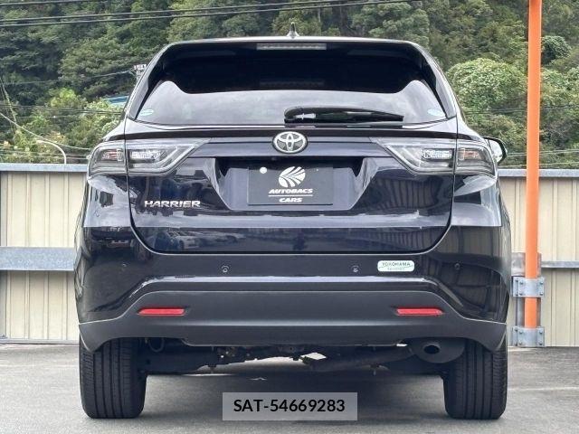 Toyota HARRIER 2017-06 8796092-22