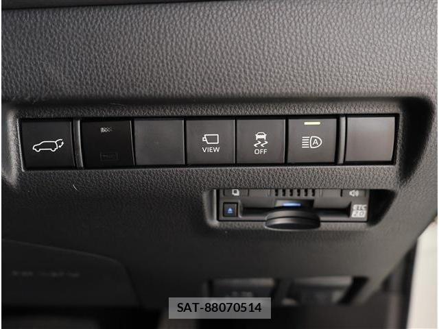 Toyota HARRIER 2022-03 8796071-6